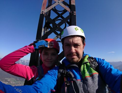 C:\fakepath\DSC 1975